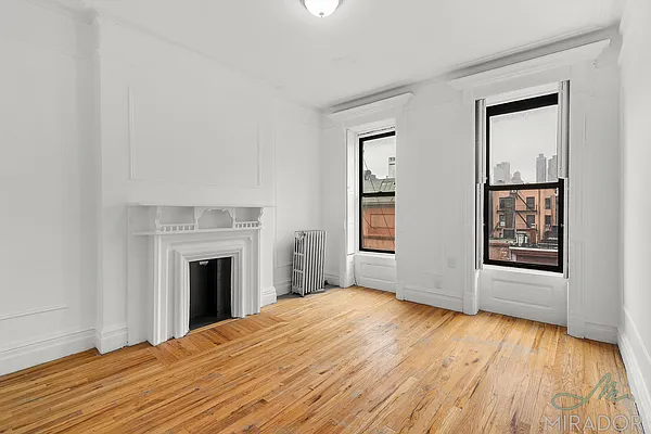 Rented by Mirador Real Estate | media 10