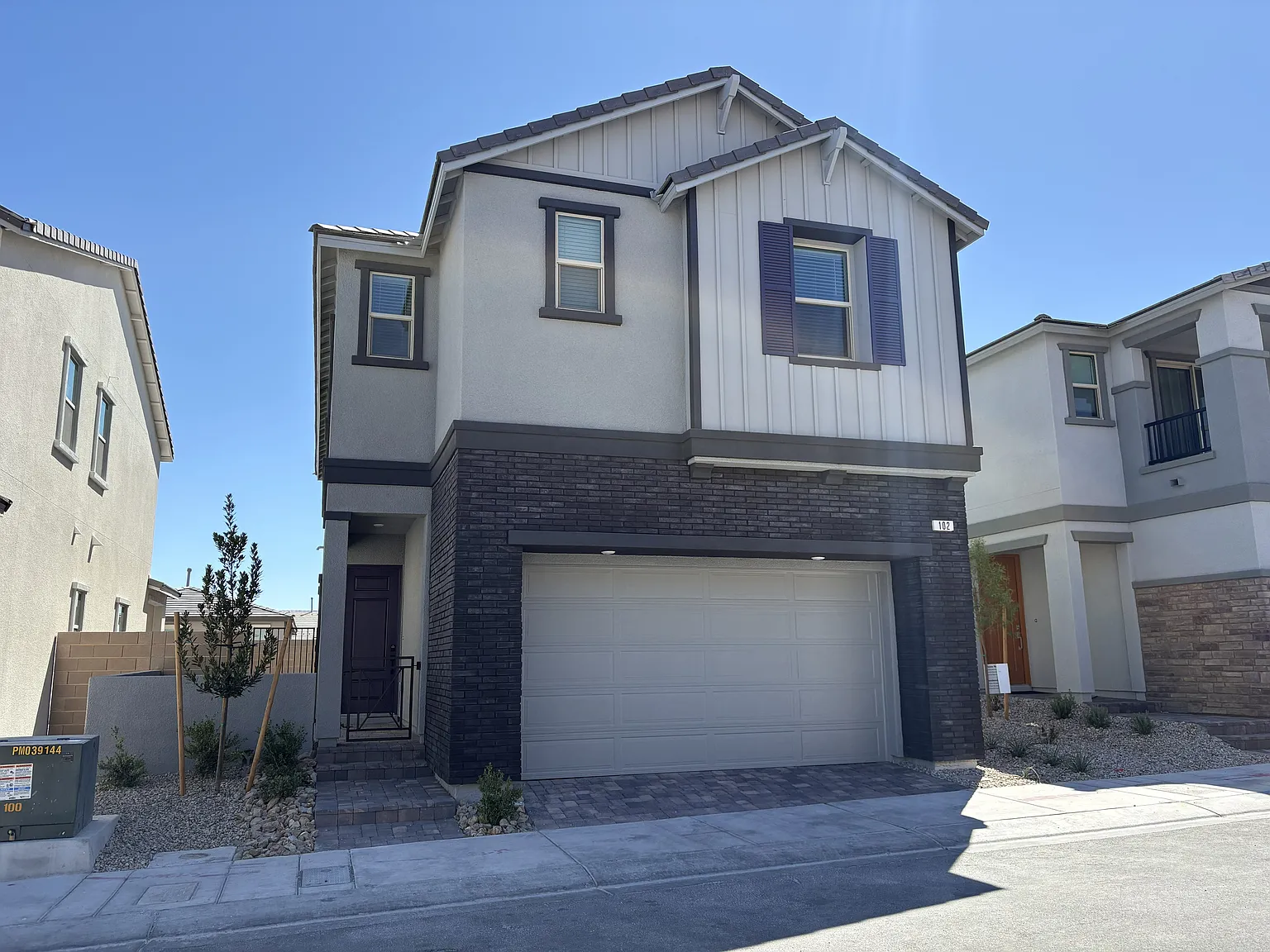 5 bed, 2466 sqft, $3,350 — Photo 2