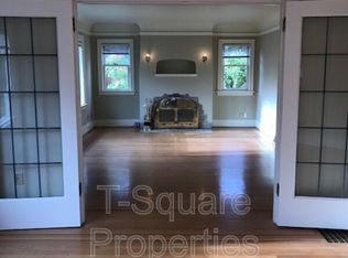 9056 Avondale Rd NE, Redmond, WA 98052