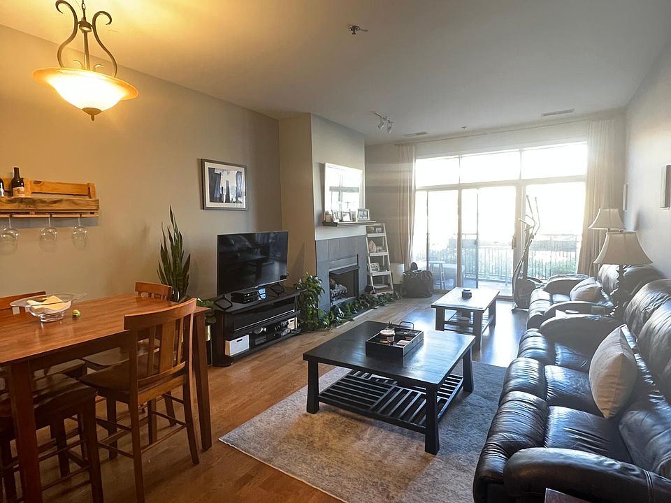 1st image of 600 W Drummond Pl APT 308