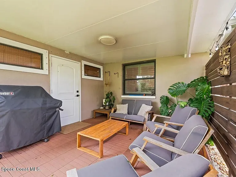 340 Greenway Ave — Photo 22