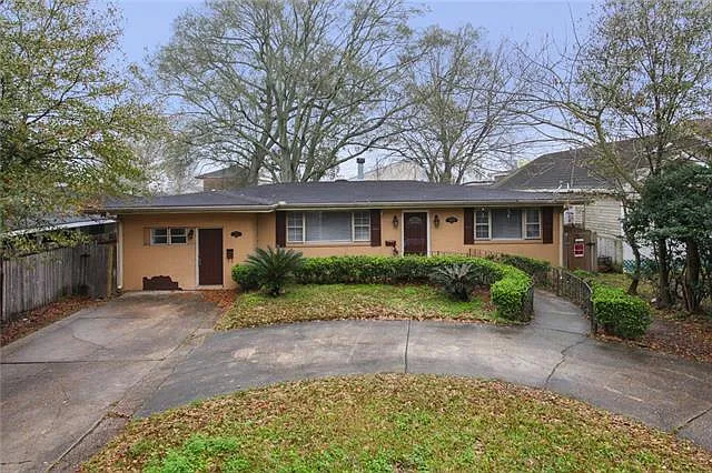 1 bed, 1.0 bath, 500 sqft, $1,050 — Photo 2