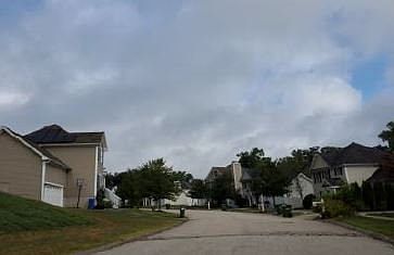 2nd image of 39 Mathieu Ln
