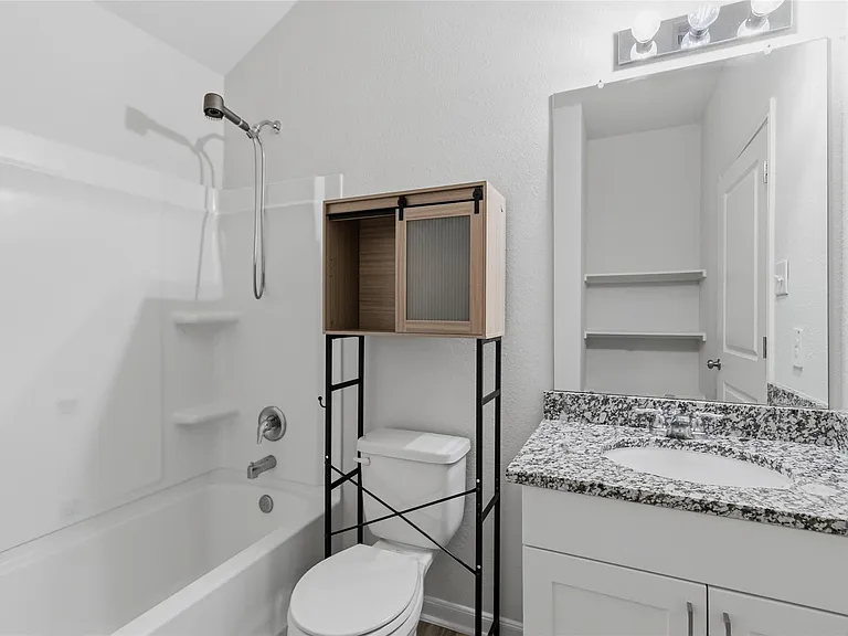 111 Bering Dr — Photo 19