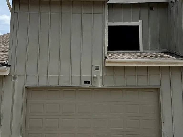 12922 Wirevine Ln — Photo 46