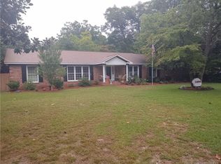 1896 Wayside Rd, Raeford, NC 28376