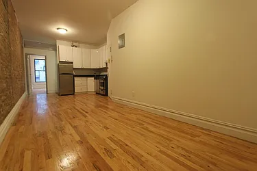 Rented by Dynamik Realty