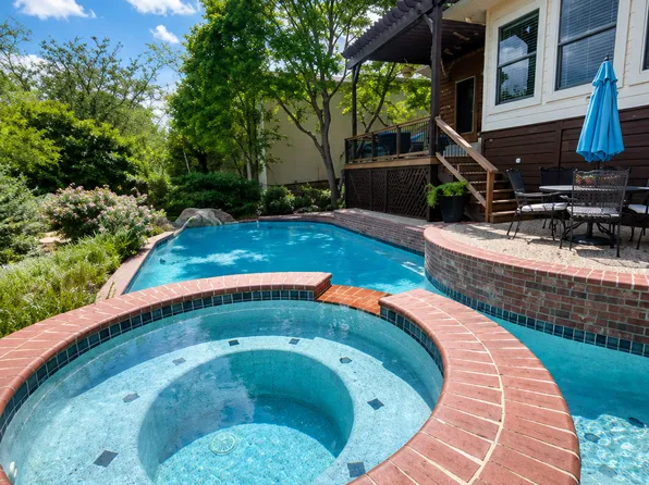 13306 Sage Heights Dr, San Antonio, TX 78230