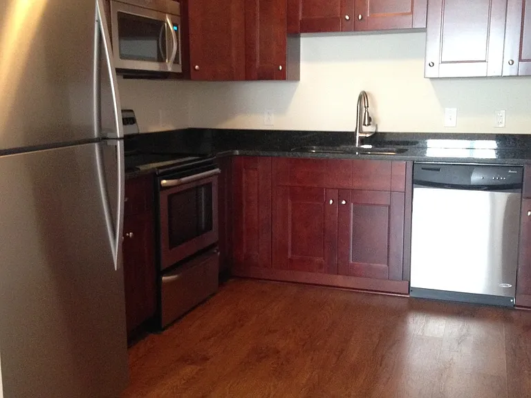 1139 E Ocean View Ave — Photo 1