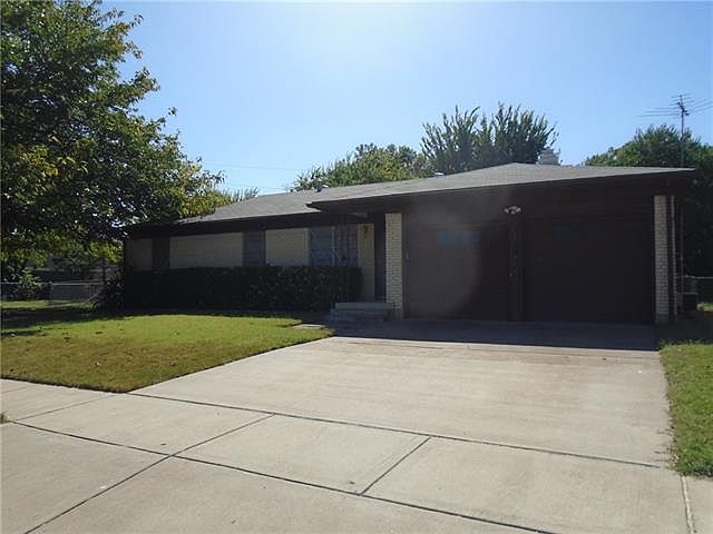 1st image of 2101 Glenhaven Dr