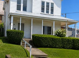 517 Walnut St, Irwin, PA 15642
