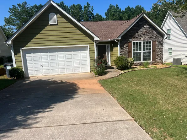 257 Augusta Woods Dr, Villa Rica, GA 30180