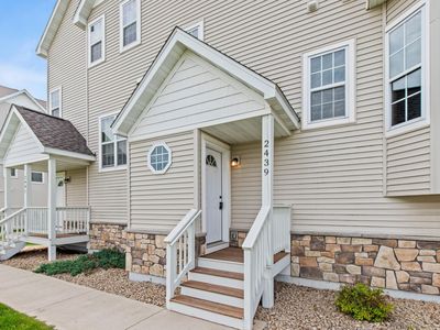 2439 Foxglove Cir, Hudson, WI, 54016