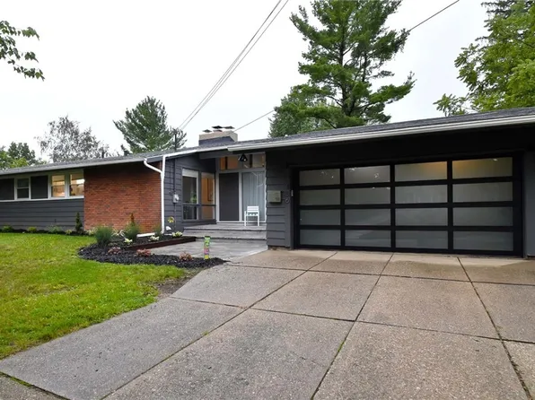 456 Manderly Dr, Akron, OH 44313