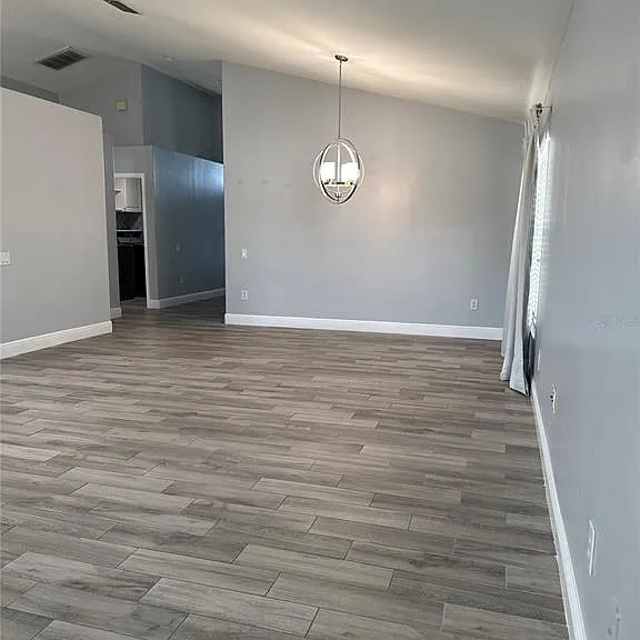 3158 Stonehurst Cir — Photo 8