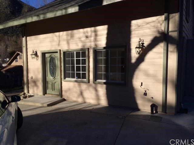 1st image of 765 Kimbark Ave