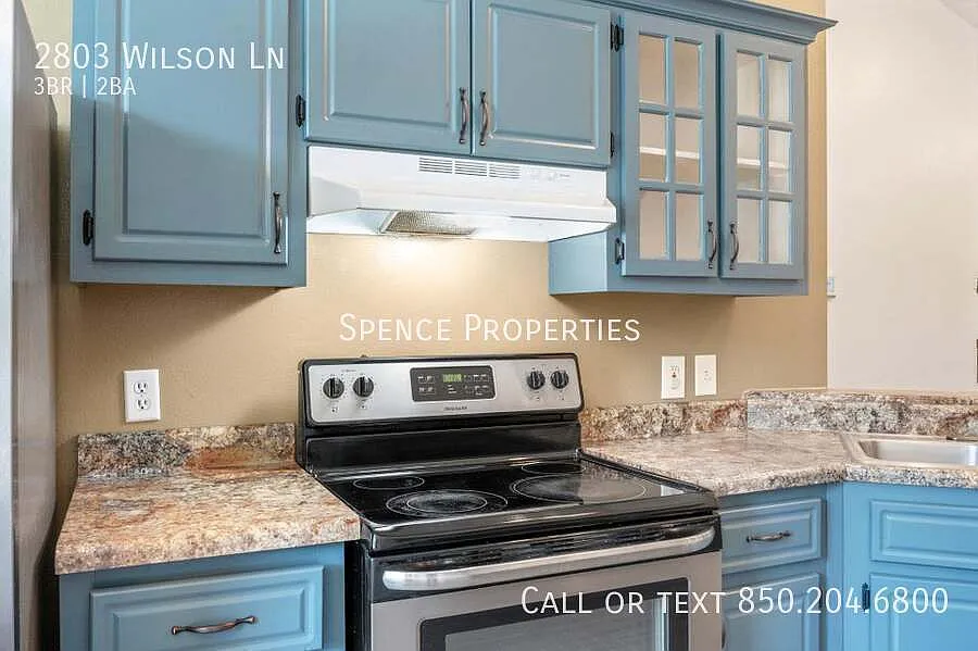 3 bed, 1311 sqft, $1,900 — Photo 4