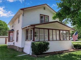 11316 Oak St, Medina, NY 14103