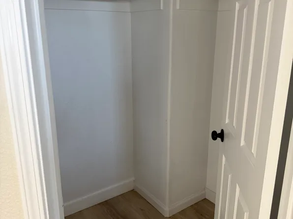 585 Peach Dr, Chowchilla, CA 93610