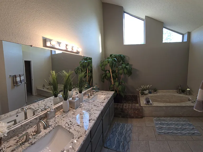 Primary Bath With New Quartzite Countertop and Sinks