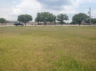 4512 Woodway Ave, Rosenberg, TX 77471