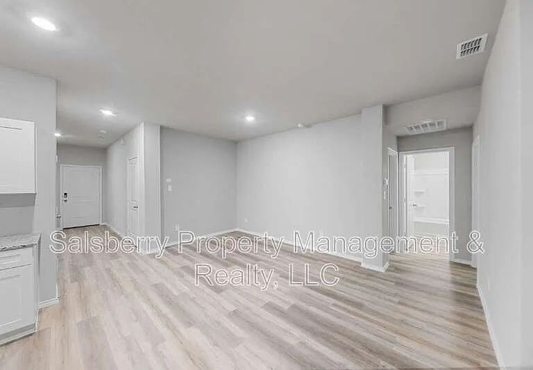 316 Smith Rd — Photo 13