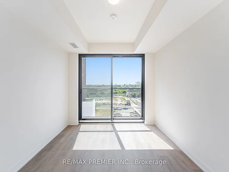 181 Sterling Rd #708 — Photo 15