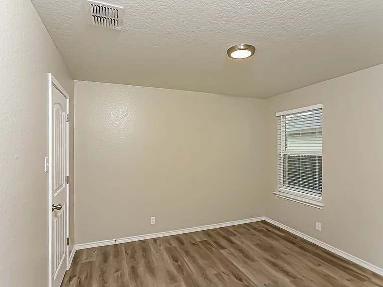 8806 Double #OAK — Photo 12