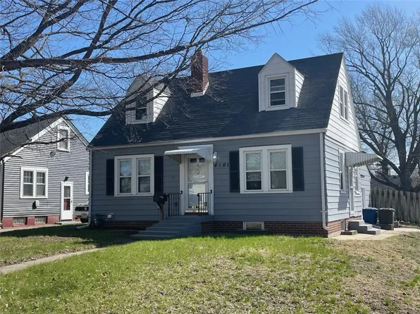 4101 Cambridge St, Des Moines, IA 50313