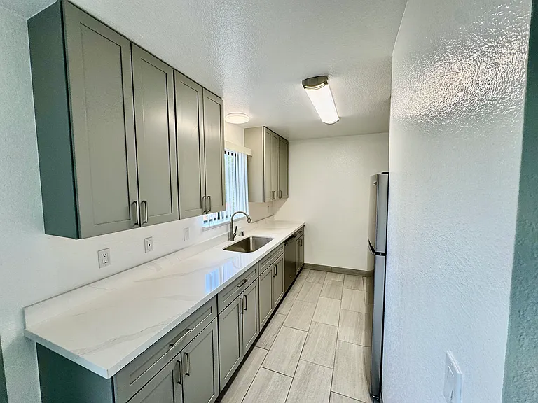 1741 B St #1 — Photo 5