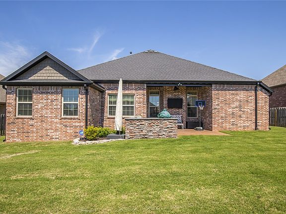 5th image of 3895 Spyglass Hill Dr