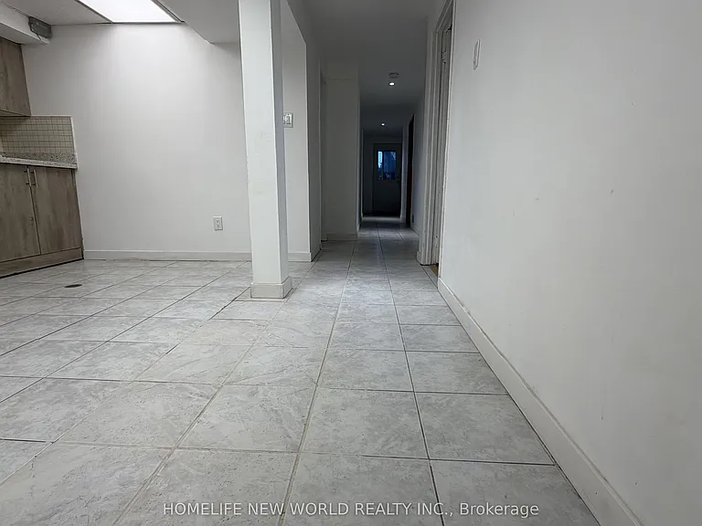 135 Pineway Blvd #LOWER LEVEL — Photo 14
