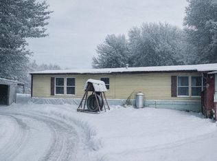 384 Stove Pipe City Rd, Panton, VT 05491