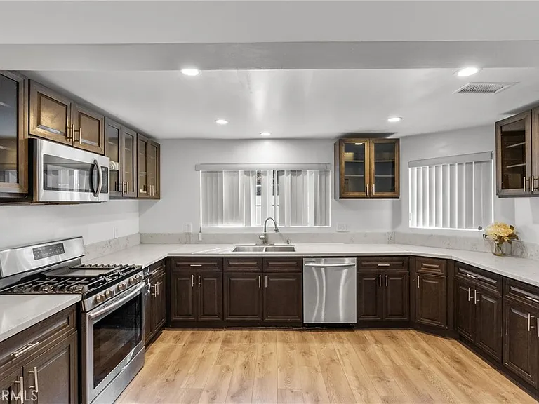 7057 Middlesbury Ridge Cir #1/2 — Photo 2