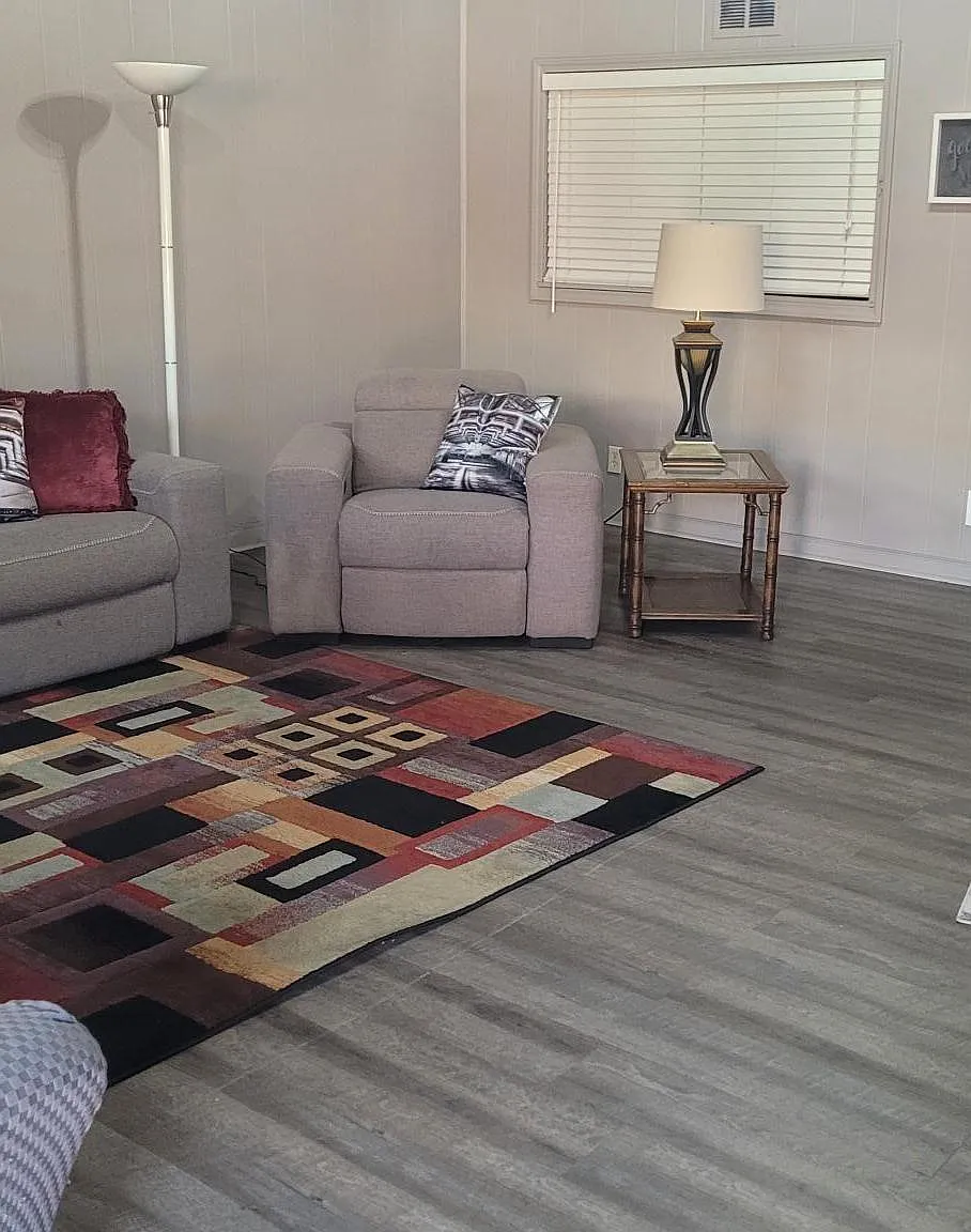 1 bed, 850 sqft, $1,580 — Photo 3