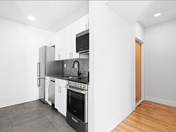 3rd image of 417 E 83rd St #3AS