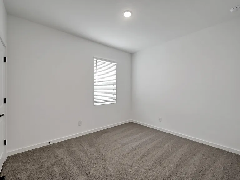 516 Monarch Trl — Photo 17