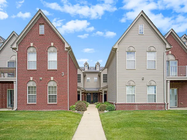 1689 Addington Ln, Ann Arbor, MI 48108
