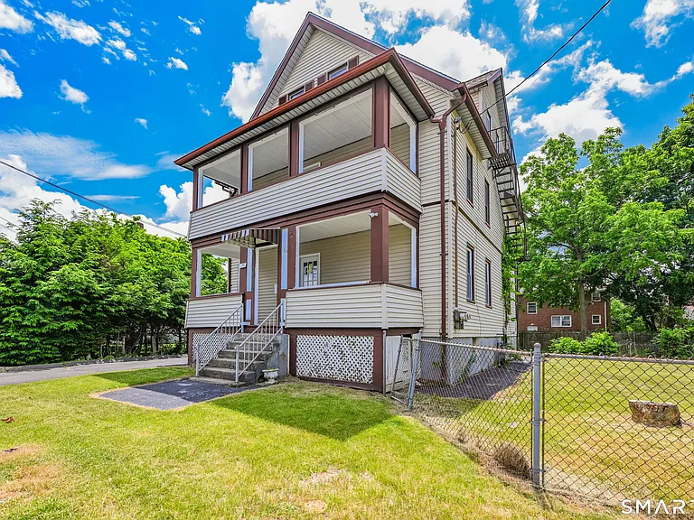 54 Overlook Ave #2 — Photo 17