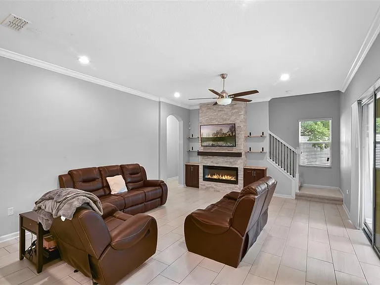 410 Sauvignon Way — Photo 11