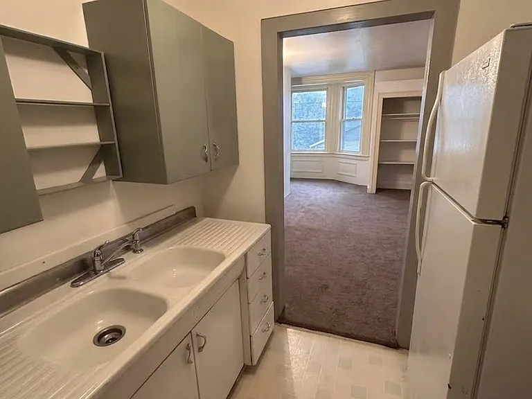 202 Main St #3 — Photo 7