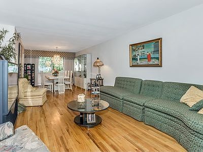 5th image of 99 S Plaisted Ave