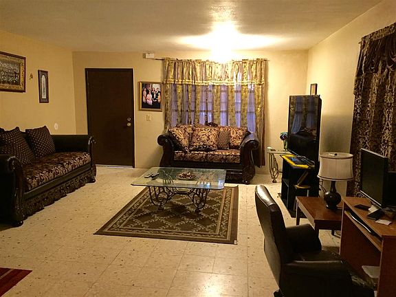 2nd image of 1407 Madero Ave