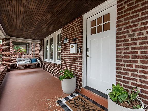 4th image of 6609 Tholozan Ave