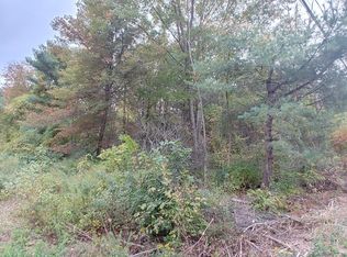 188 Southbridge Rd, Dudley, MA 01571