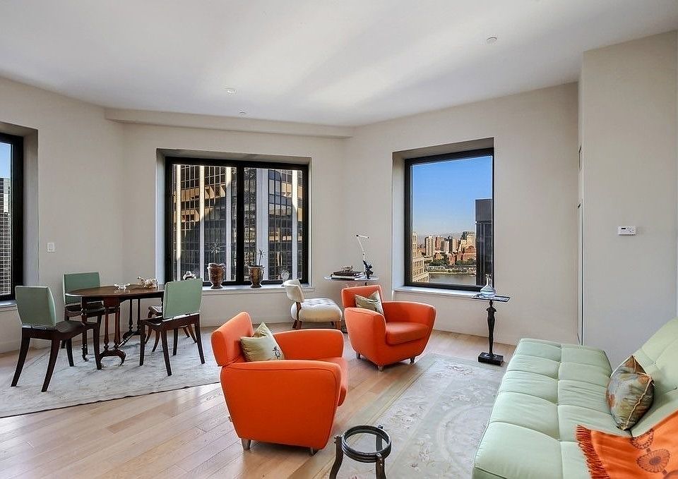 1st image of 75 Wall St APT 28O