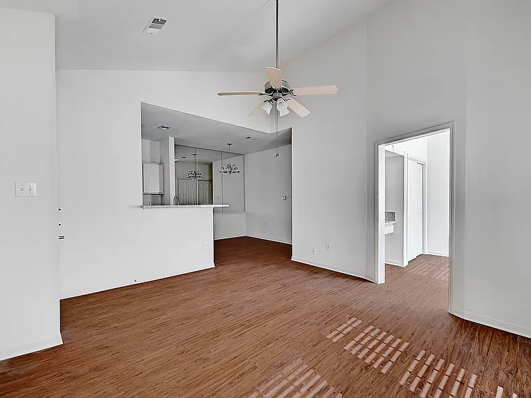 600 Leah Avenue 043