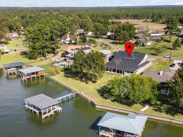 466 Buffalo Ct, Livingston, TX 77351