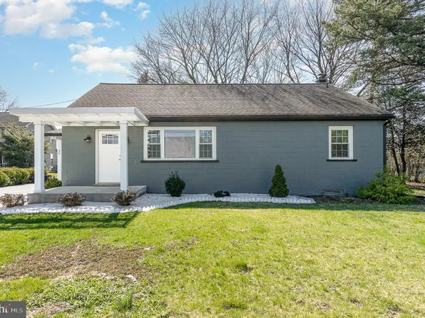 34 Eisenhauer Rd, Myerstown, PA 17067