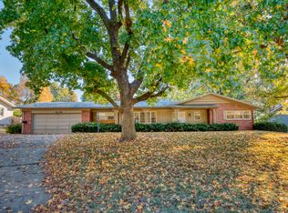 2416 S Cedarbrook Ave, Springfield, MO 65804